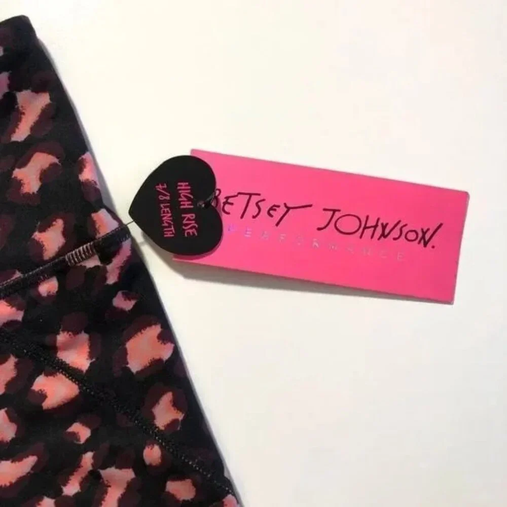 NWT BETSEY JOHNSON HIGH RISE MERLOT/PINK/BLACK PERFORMANCE 7/8 LENGTH LEGGING XS